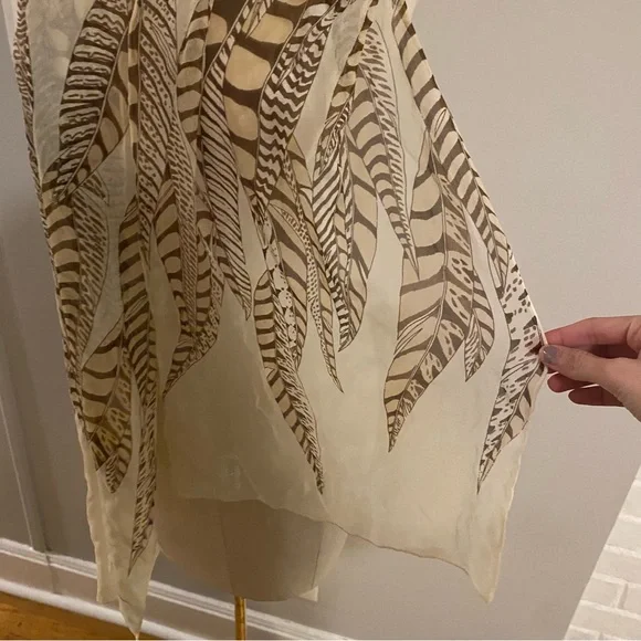 Anne Klein silk sustainable feather print sheer scarf wrap - Picture 14 of 16